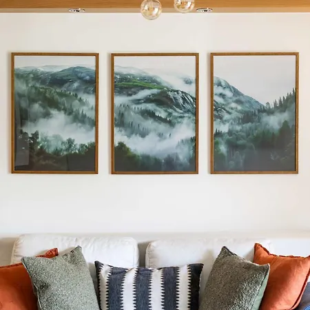 Olympia, Sleeps 6 * Verbier