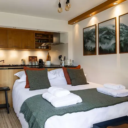 Olympia, Sleeps 6 Verbier